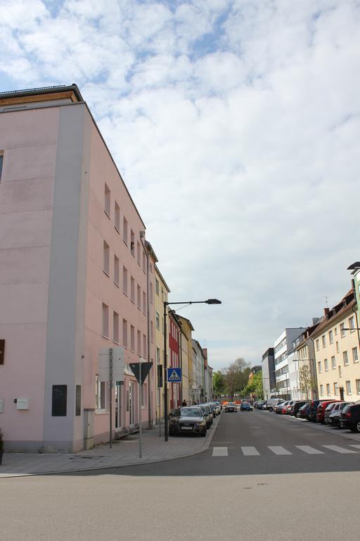 Hotel Mitte24 Neu-Ulm Esterno foto